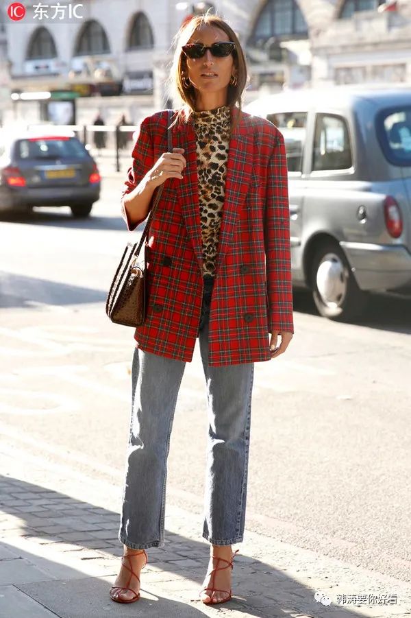 男士西装真实图片_男士时尚花西装图片_男士西装款式图正反面手绘