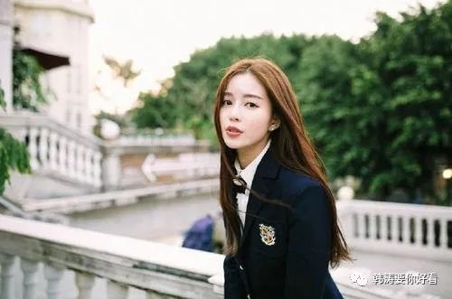 男士西装款式图正反面手绘_男士时尚花西装图片_男士西装真实图片