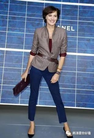 男士西装款式图正反面手绘_男士西装真实图片_男士时尚花西装图片