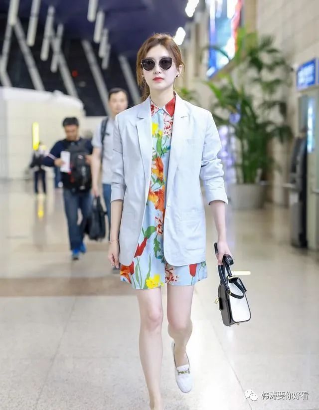 男士时尚花西装图片_男士西装真实图片_男士西装款式图正反面手绘