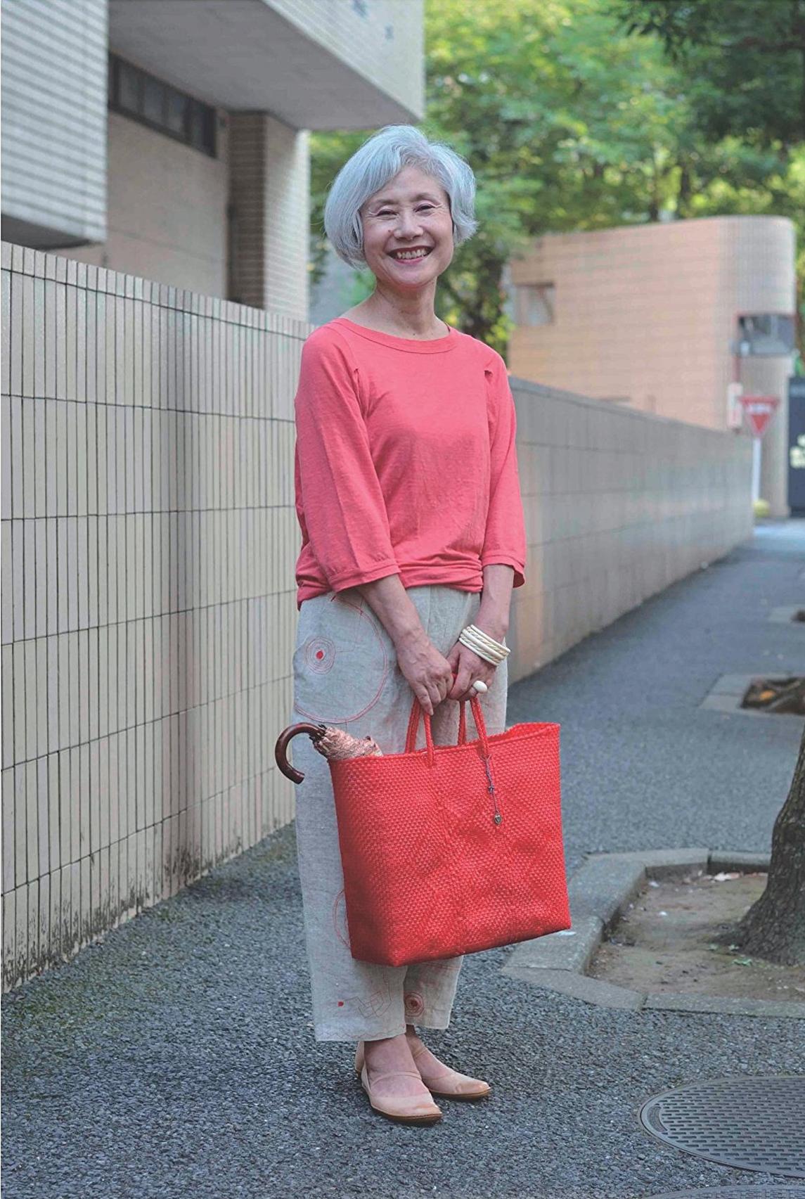 老太太时尚发型_老太太时尚打扮_时尚老太太照片