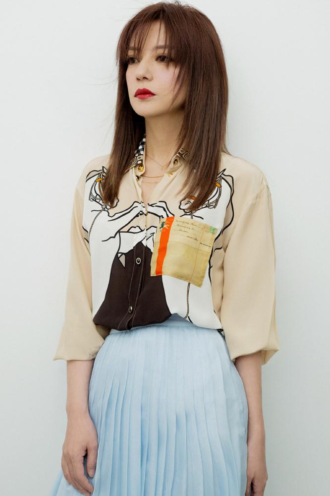 赵薇穿着打扮_赵薇时尚穿衣打扮_打扮赵薇穿衣时尚照片