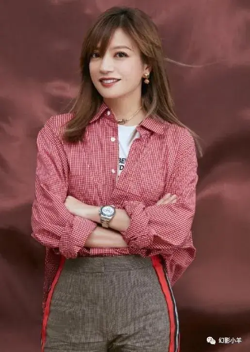 赵薇时尚穿衣打扮_打扮赵薇穿衣时尚照片_打扮赵薇穿衣时尚图片