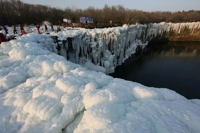 冬季镜泊湖旅游攻略-冬季镜泊湖游览攻略(图13) 冬季镜泊湖旅游攻略_冬季镜泊湖游览攻略_冬天镜泊湖好玩吗
