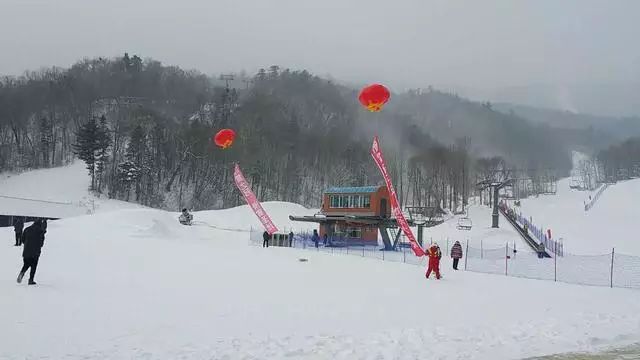 冬季镜泊湖旅游攻略-冬季镜泊湖游览攻略(图10) 冬天镜泊湖好玩吗_冬季镜泊湖旅游攻略_冬季镜泊湖游览攻略