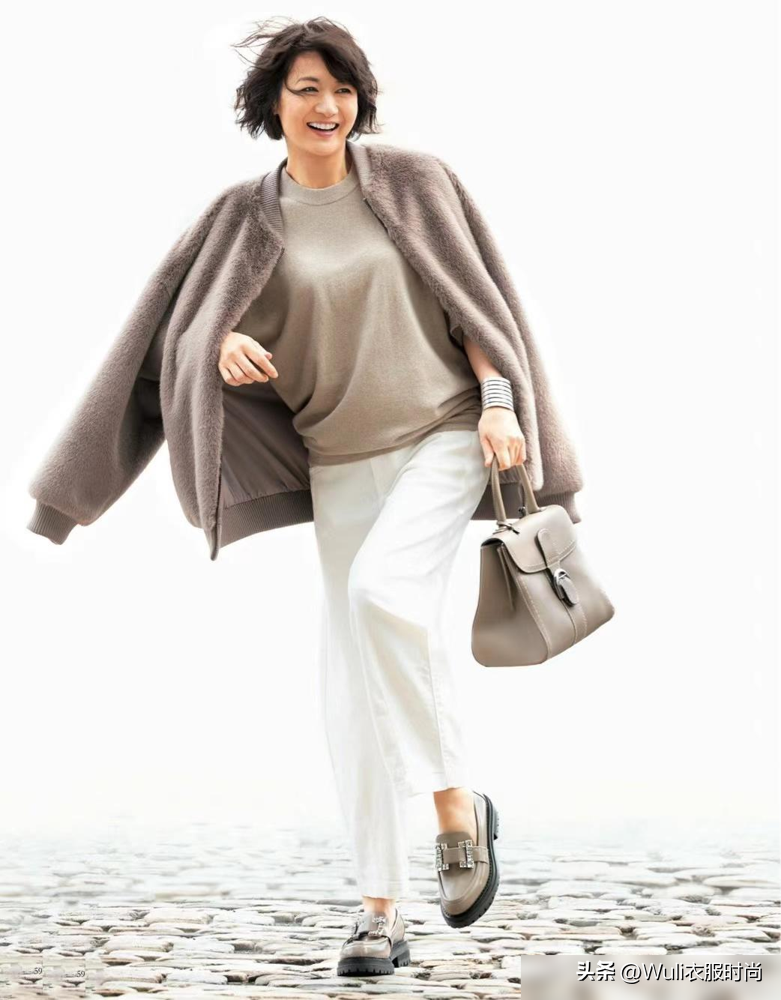 时尚个性衣服_个性款衣服的风格简介_个性衣服穿搭