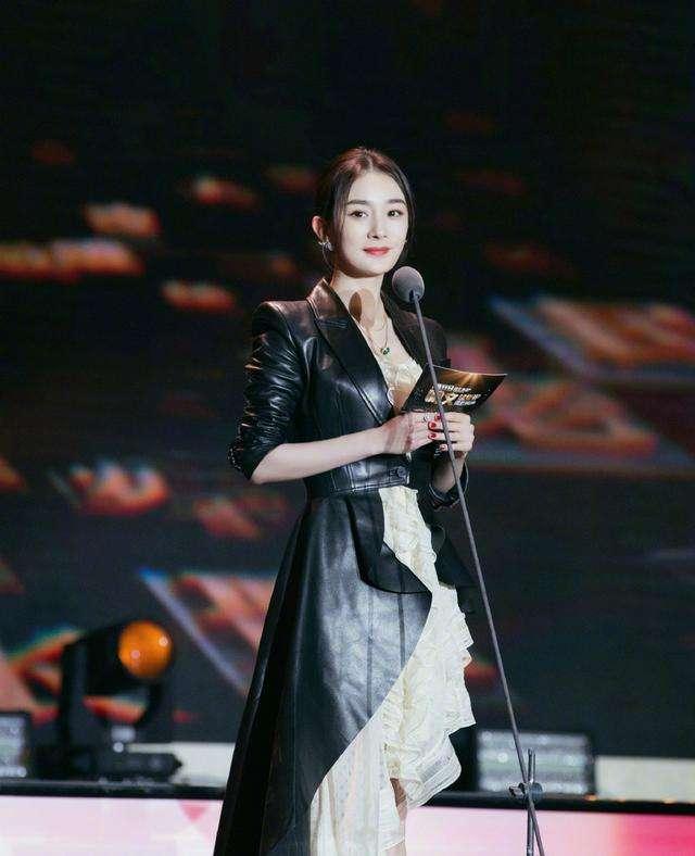 赵薇时尚穿衣打扮-赵薇穿搭(图9) 赵薇时尚穿衣打扮_赵薇穿搭_赵薇穿衣服