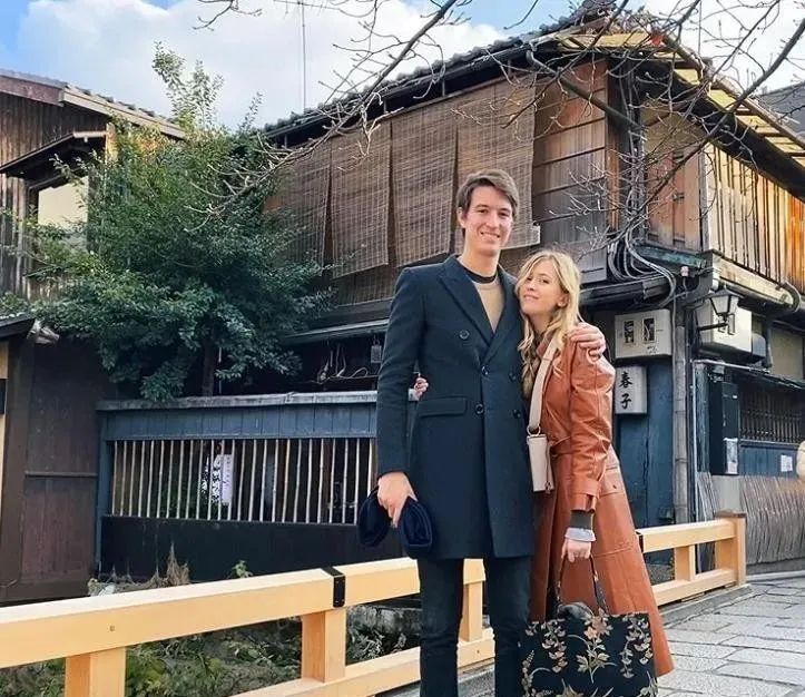 时尚情侣装品牌排行榜-知名品牌情侣装(图21) 知名品牌情侣装_十大情侣装品牌_时尚情侣装品牌排行榜