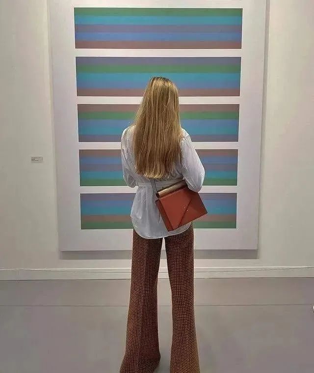 时尚情侣装品牌排行榜-知名品牌情侣装(图24) 时尚情侣装品牌排行榜_知名品牌情侣装_十大情侣装品牌