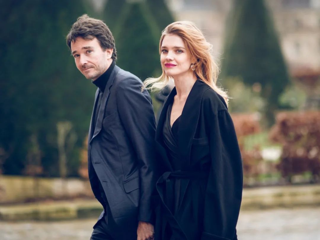 时尚情侣装品牌排行榜-知名品牌情侣装(图6) 十大情侣装品牌_知名品牌情侣装_时尚情侣装品牌排行榜