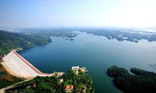 河南云台山旅游景区景点_河南云台山风景区视频_河南云台山风景区旅游攻略