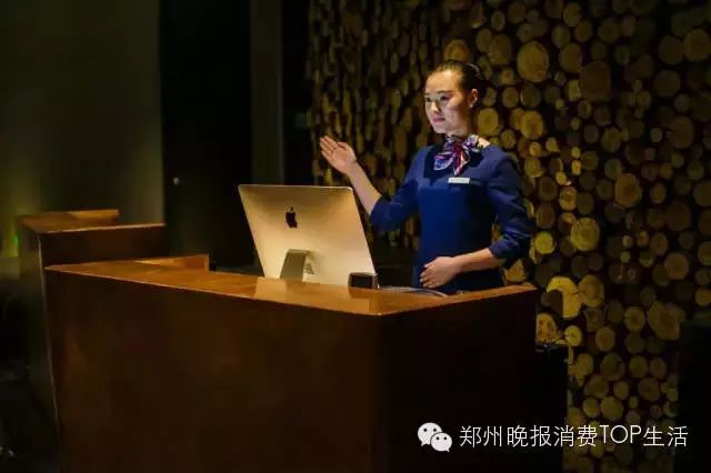 表现简约时尚的词汇_简约时尚怎么形容_简约时尚的词语