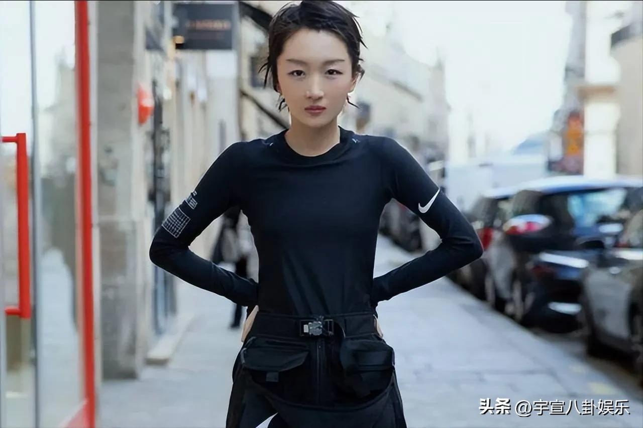 潮流时尚照片_时尚潮流图片头像女孩_时尚潮流图片女半裸