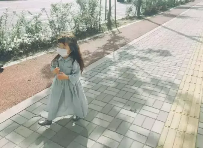 穿搭杂志推荐_时尚杂志搭配_儿童时尚穿搭的杂志