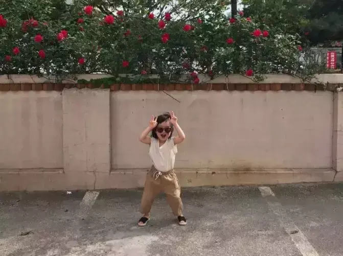 时尚杂志搭配_儿童时尚穿搭的杂志_穿搭杂志推荐