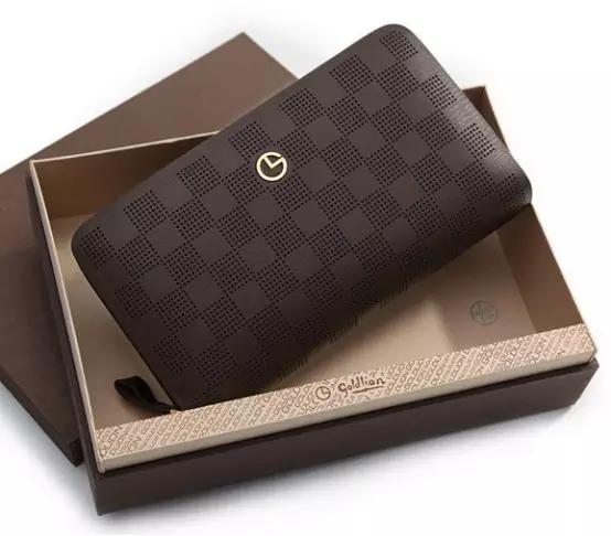 中国快时尚女包品牌有哪些-时尚女包品牌中国有几个(图2) 时尚女包品牌中国有几个_时尚女包品牌有大众吗_中国快时尚女包品牌有哪些