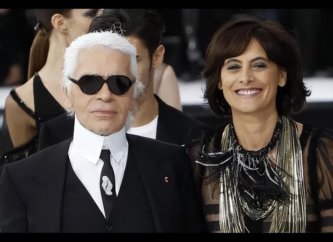 巴黎女人的时尚圣经-时尚恶魔的圣经九月刊(图27) 巴黎女人生活圣经_时尚恶魔的圣经九月刊_巴黎女人的时尚圣经