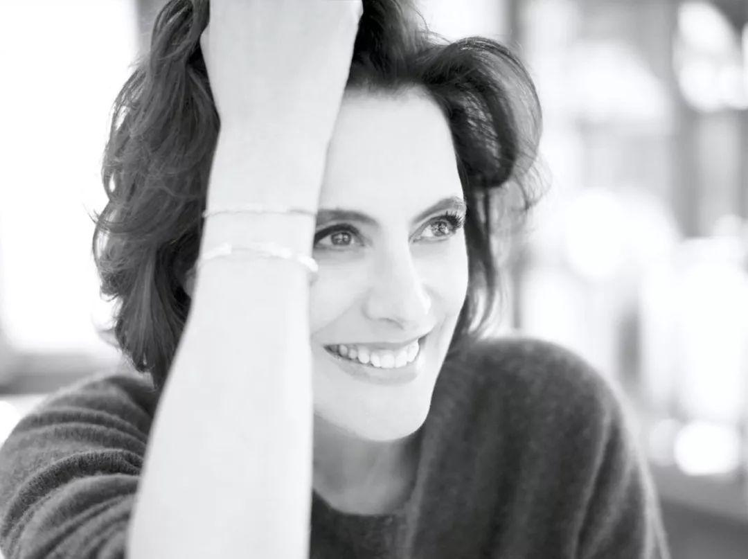 巴黎女人的时尚圣经-时尚恶魔的圣经九月刊(图28) 巴黎女人生活圣经_巴黎女人的时尚圣经_时尚恶魔的圣经九月刊