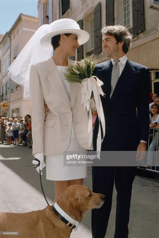 时尚圣经在线阅读_巴黎女人生活圣经_巴黎女人的时尚圣经