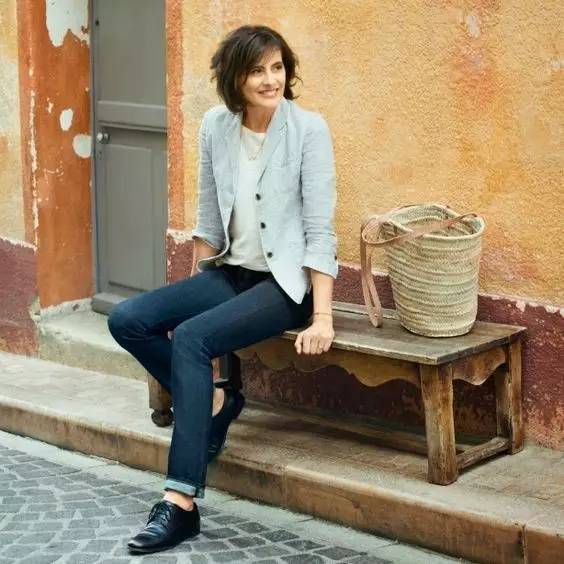 巴黎女人生活圣经_时尚圣经在线阅读_巴黎女人的时尚圣经