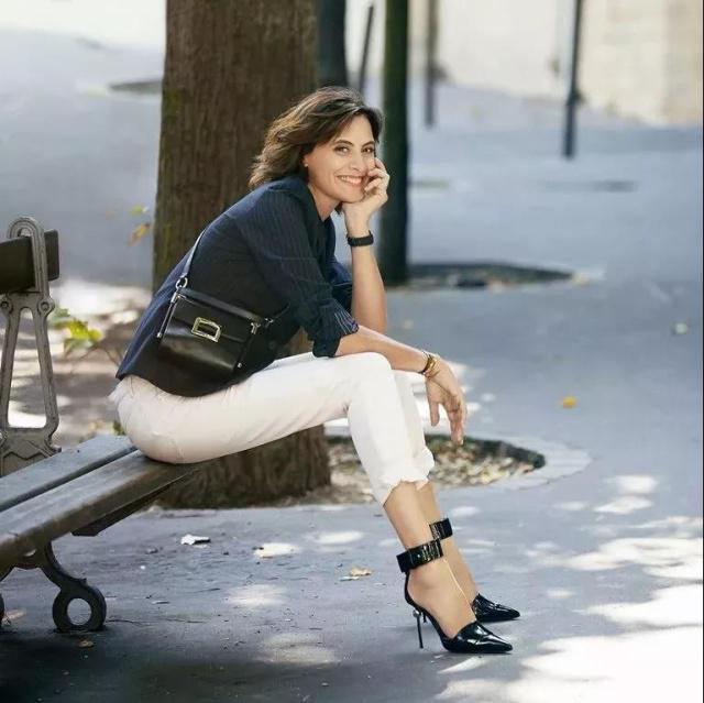 巴黎女人的时尚圣经_巴黎女人生活圣经_时尚圣经在线阅读