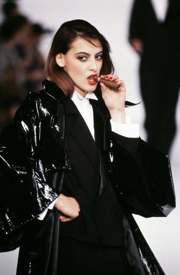 巴黎女人的时尚圣经_巴黎女人生活圣经_时尚圣经在线阅读