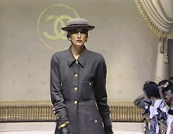 时尚圣经专业化妆造型实例教程_巴黎女人的时尚圣经_时尚巴黎胡歌配饰