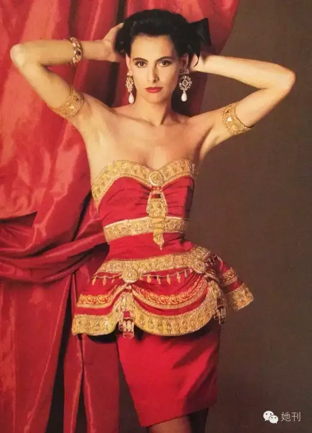 巴黎女人的时尚圣经-巴黎女人圣经pdf(图6) 巴黎女人圣经pdf_时尚圣经pdf_巴黎女人的时尚圣经