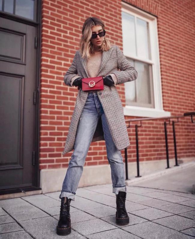 时尚马丁靴-马丁靴时尚穿搭(图10) 马丁靴时尚还是老爹鞋时尚呢_时尚马丁靴_马丁靴时尚穿搭