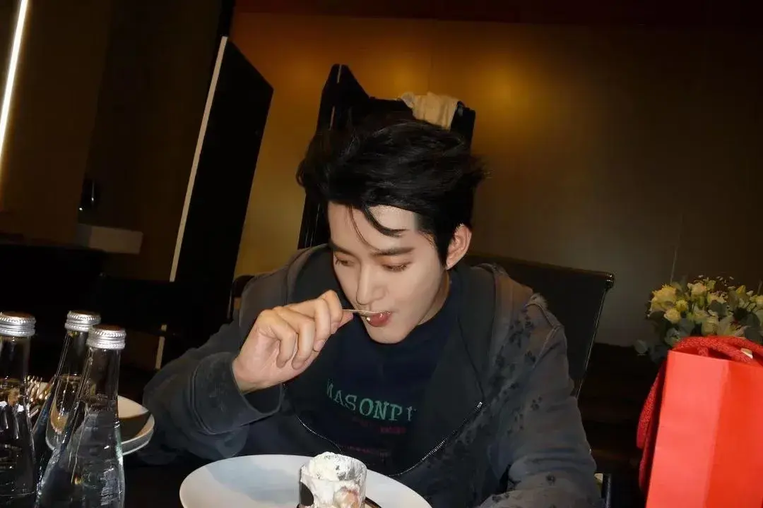 时尚完成度全靠脸_时尚的完成靠脸_时尚的完成度是脸