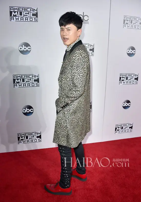 时尚完成度全靠脸_时尚脸是什么样的_时尚的完成度是脸