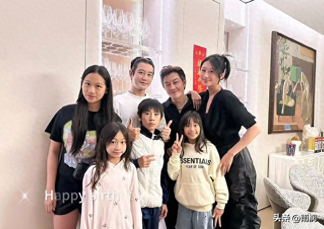 时尚的完成度是脸-时尚完成度全靠脸(图10) 时尚的完成度是脸_时尚脸是什么样的_时尚完成度全靠脸