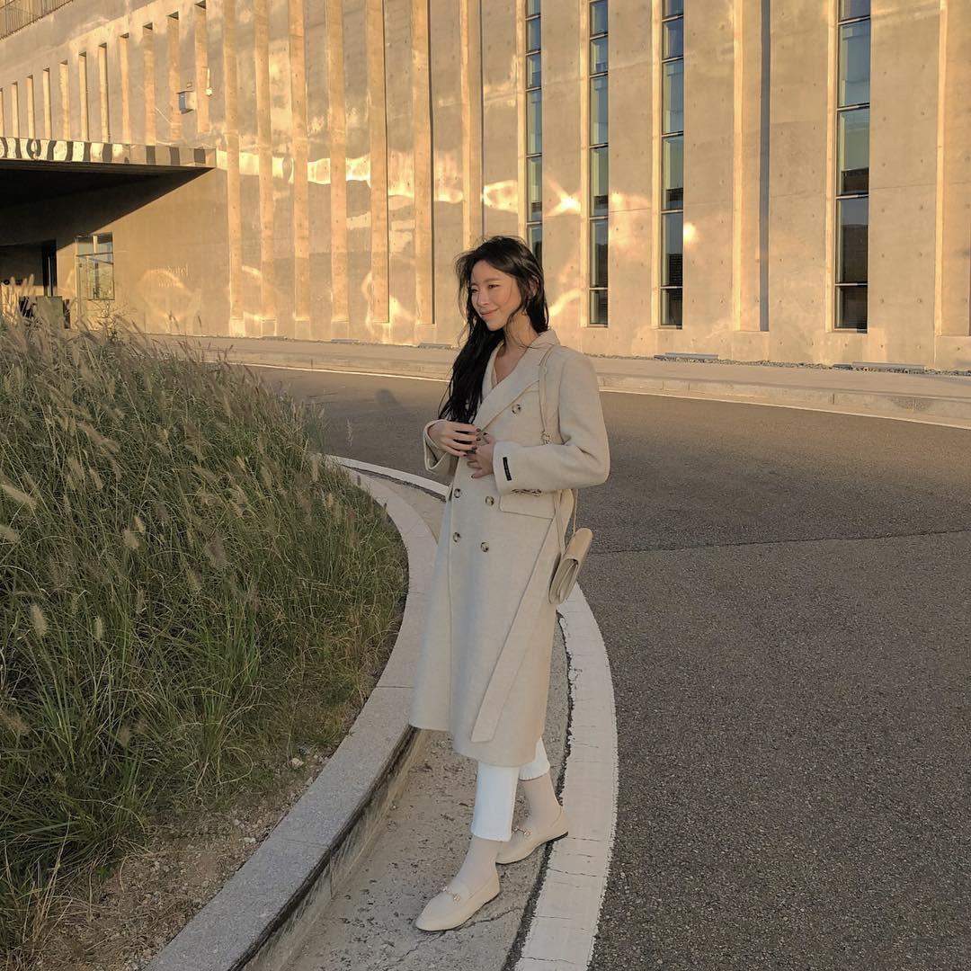 短款皮草外套搭配什么裤子_短皮草外套怎么搭配好看_时尚皮草外套短款