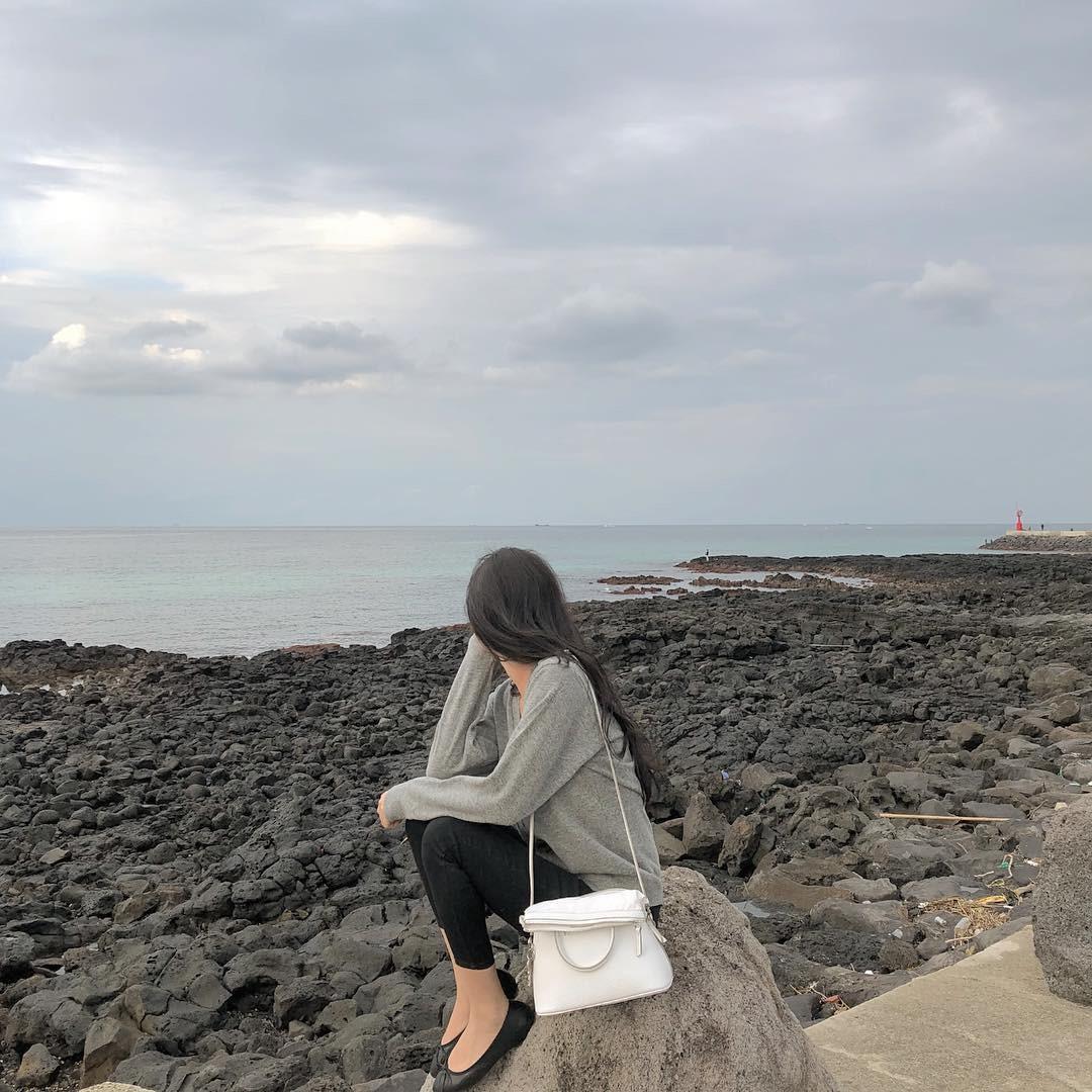 短款皮草外套搭配什么裤子_短皮草外套怎么搭配好看_时尚皮草外套短款