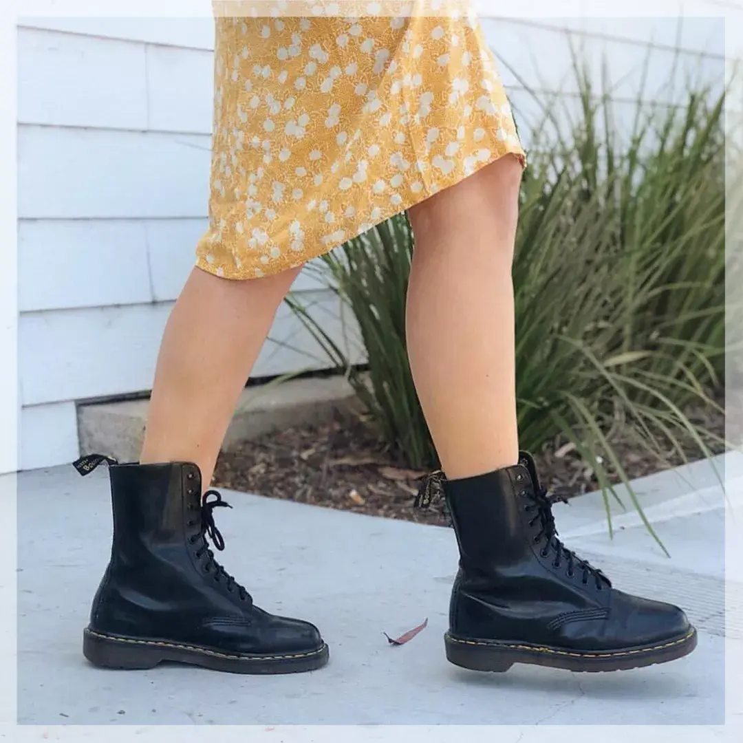 马丁靴时尚吗_马丁靴时尚穿搭_时尚马丁靴