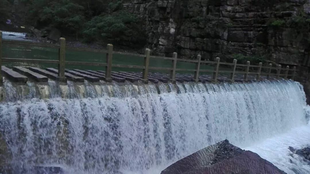 河南郭亮村自驾游攻略_郭亮村离郑州多远_郑州到郭亮村旅游攻略