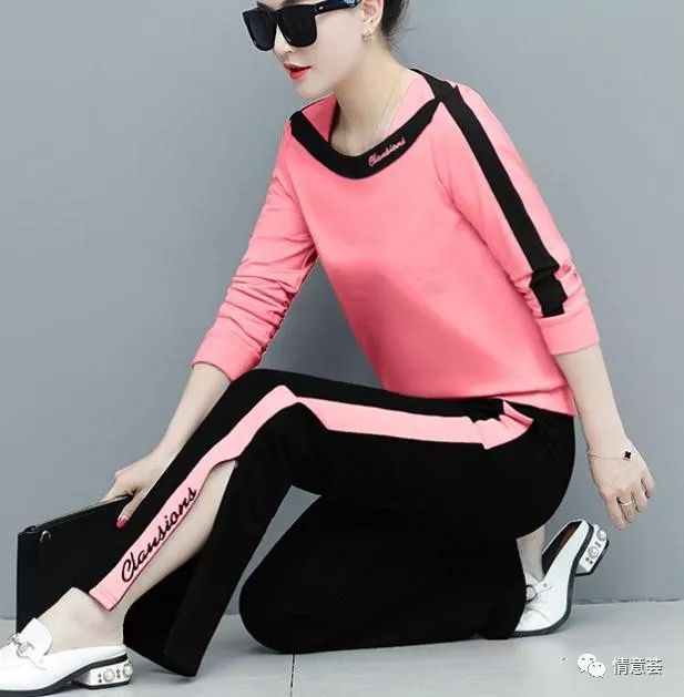 秋装时尚连衣裙-连衣裙秋装(图3) 秋装时尚连衣裙_连衣裙秋装_连衣裙时尚秋装搭配图片