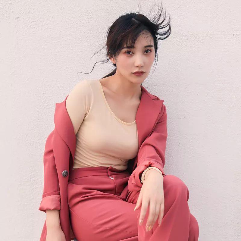 打底衫时尚批发拿货-打底衫女批发市场(图15) 打底衫女批发市场_打底衫批发网_打底衫时尚批发拿货