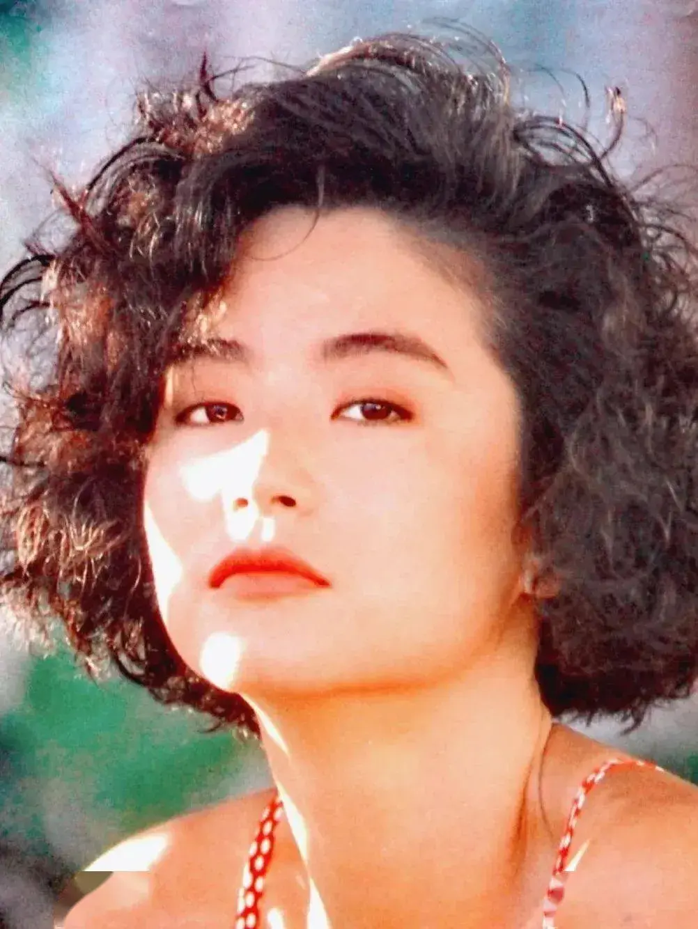 短发卷发时尚发型图片女_短发卷发2020年最新款_时尚短发发型图片2024卷发