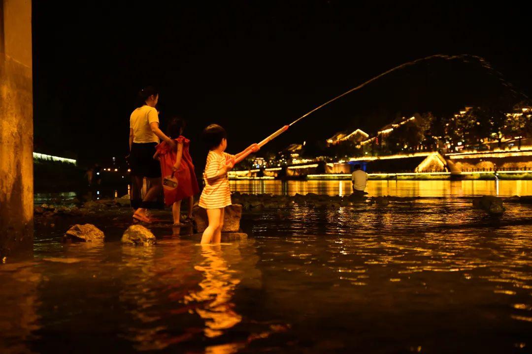 浙江溪口风景详细介绍_浙江溪口风景区旅游攻略_溪口风情街在哪