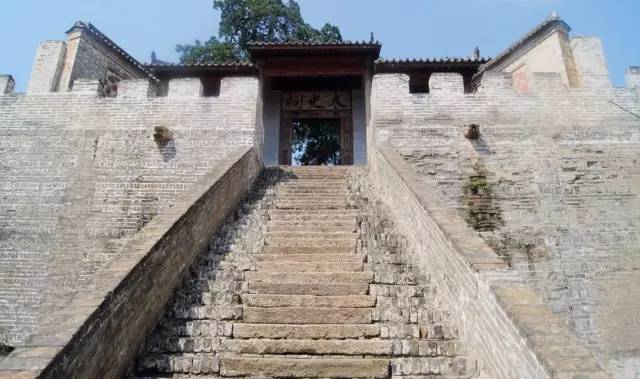 陕西少华山旅游攻略-陕西华山景点(图19) 陕西省华山旅游景点_陕西少华山旅游攻略_陕西华山景点