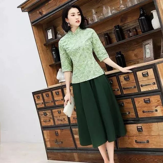 时尚男士唐装-男士唐装大全(图3) 时尚男士唐装_男士唐装大全_男士时尚唐装图片