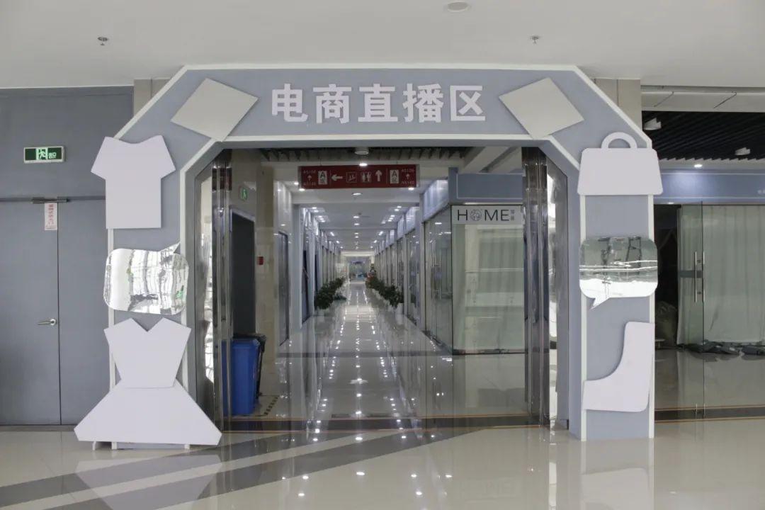 时尚女包市场-时尚女包厂家批发货源(图16) 时尚女包市场前景_时尚女包市场_时尚女包厂家批发货源