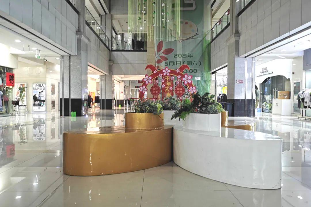 时尚女包市场-时尚女包厂家批发货源(图3) 时尚女包厂家批发货源_时尚女包市场_时尚女包市场前景