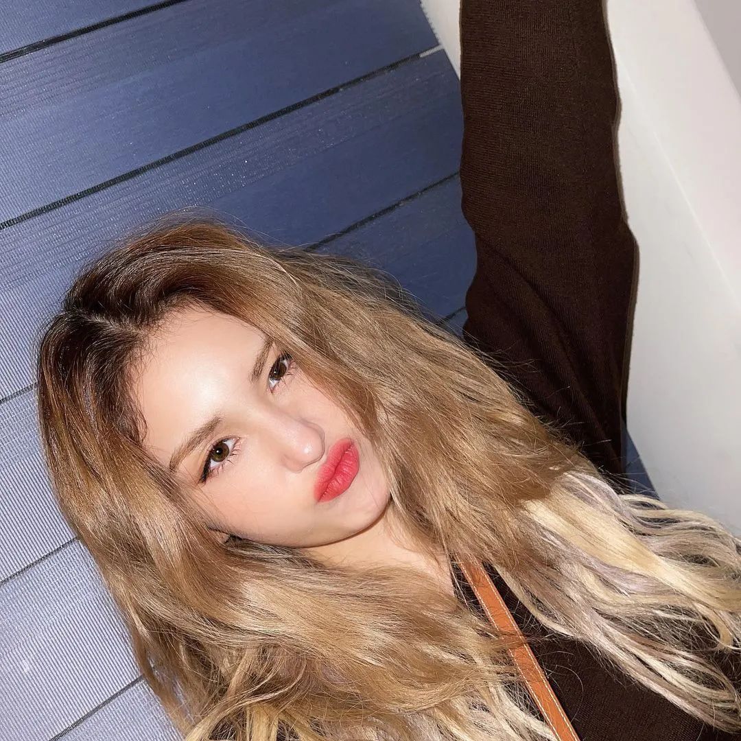 芭比公主时尚达人-芭比公主时尚专家(图14) 芭比公主时尚专家_芭比公主时尚达人_达人公主芭比时尚是谁