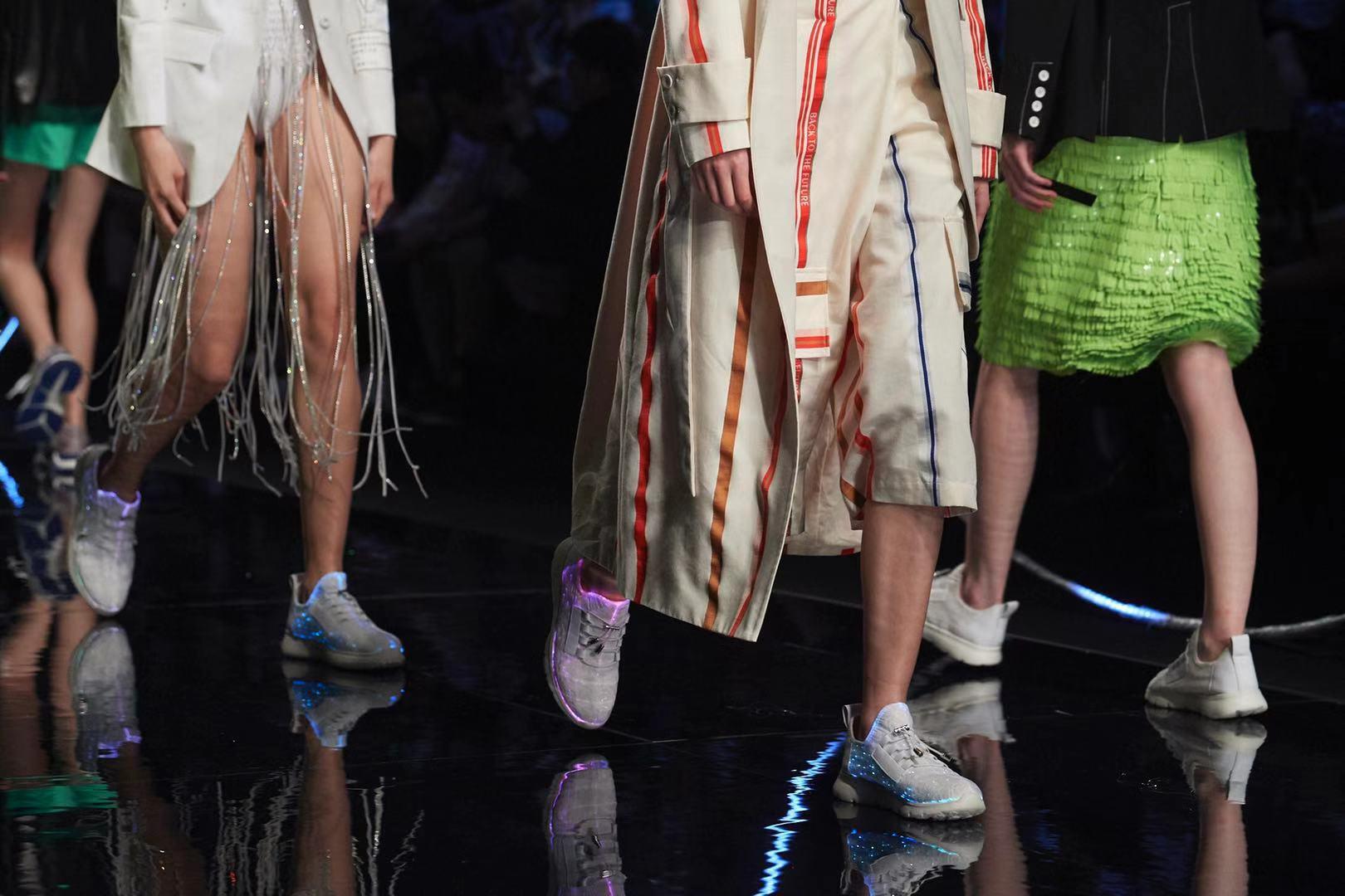 时尚潮流皮鞋-潮流皮鞋有哪些牌子(图13) 皮鞋流行款式_时尚潮流皮鞋_潮流皮鞋有哪些牌子