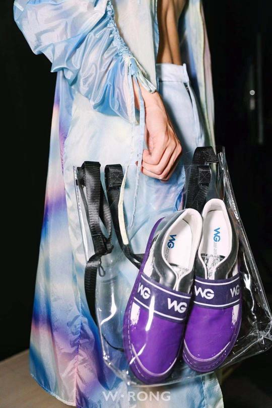 时尚潮流皮鞋-潮流皮鞋有哪些牌子(图20) 时尚潮流皮鞋_皮鞋流行款式_潮流皮鞋有哪些牌子