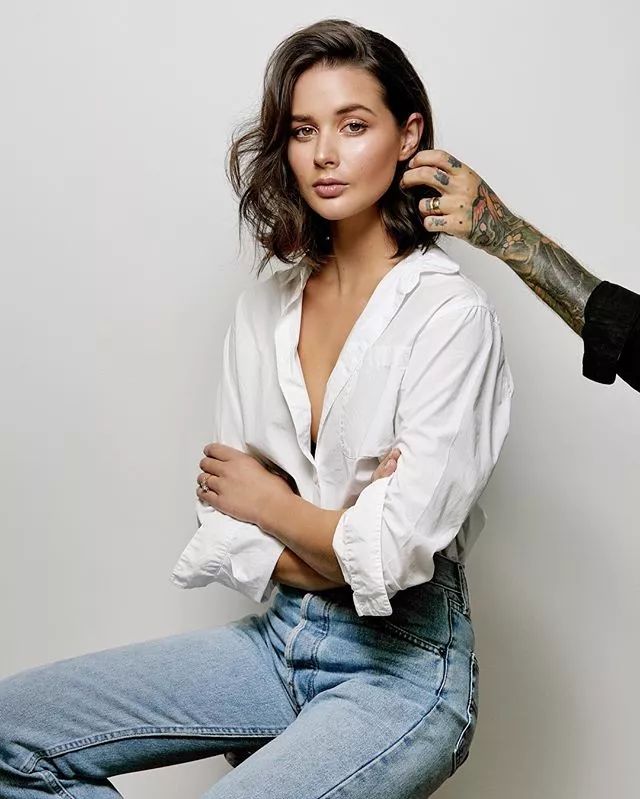 时尚胖女孩-2020胖女孩时尚发型(图11) 胖女人时尚_时尚胖女孩_2020胖女孩时尚发型