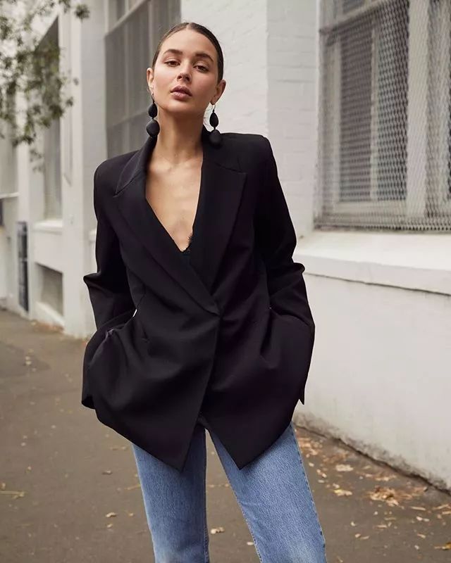 时尚胖女孩-2020胖女孩时尚发型(图12) 胖女人时尚_2020胖女孩时尚发型_时尚胖女孩