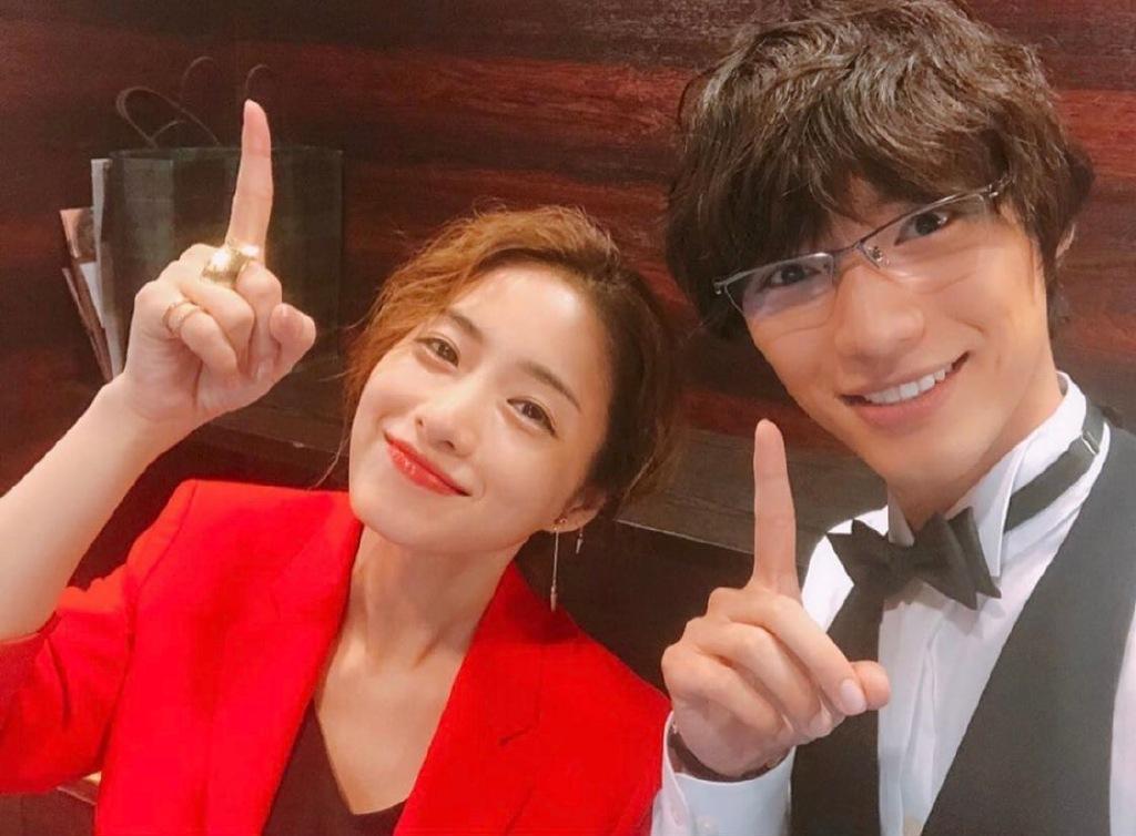 时尚餐厅-餐厅时尚名字大全(图5) 餐厅时尚桌椅_餐厅时尚名字大全_时尚餐厅